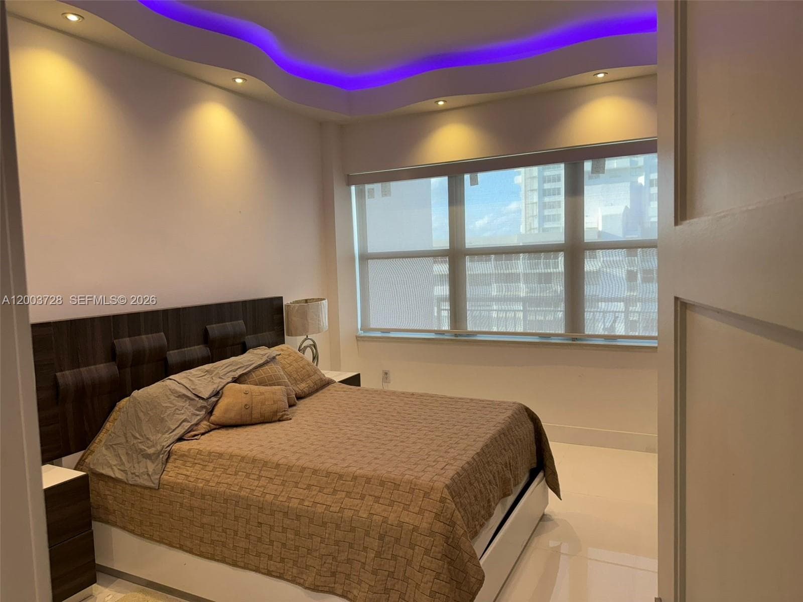 18041 BISCAYNE *MARINA & CONDO COMBO PH01 photo 7