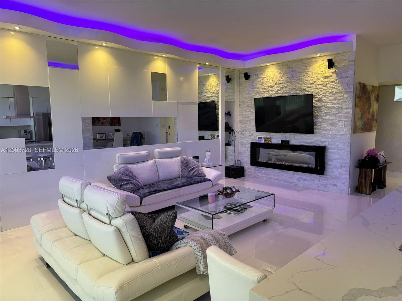 18041 BISCAYNE *MARINA & CONDO COMBO PH01 photo 1