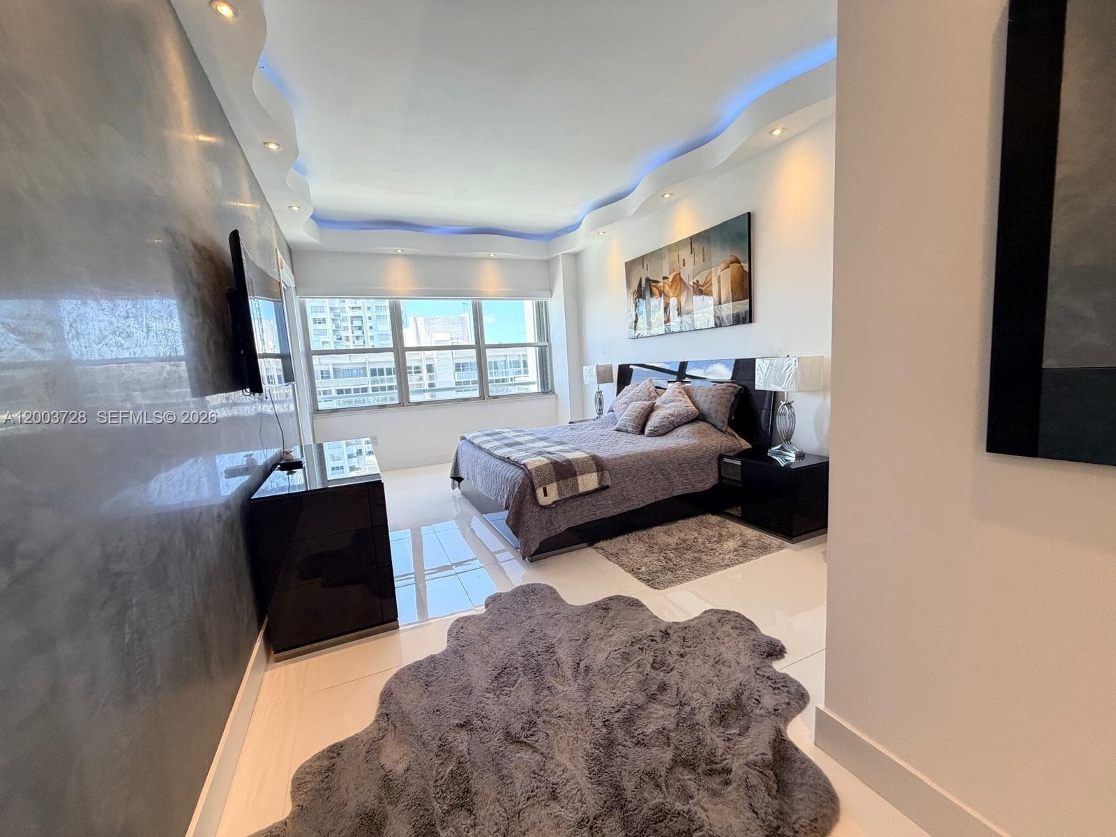 18041 BISCAYNE BLVD PH01 photo 10