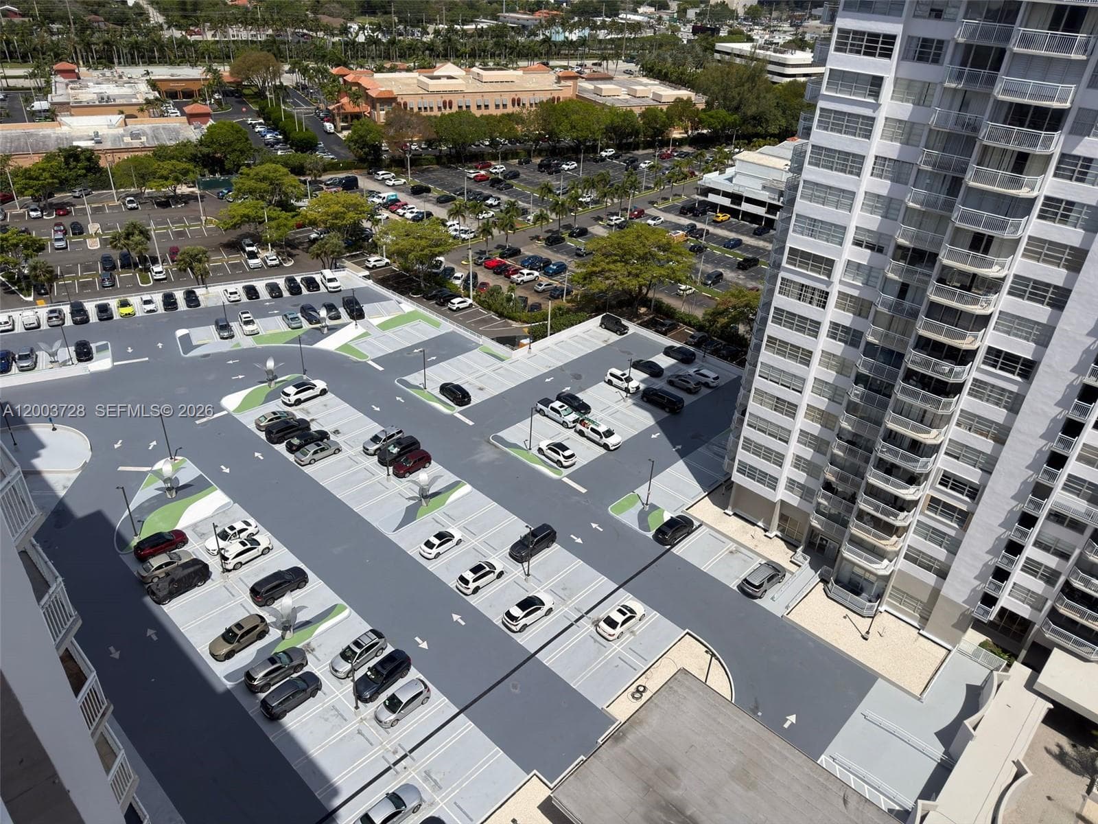 18041 BISCAYNE *MARINA & CONDO COMBO PH01 photo 14