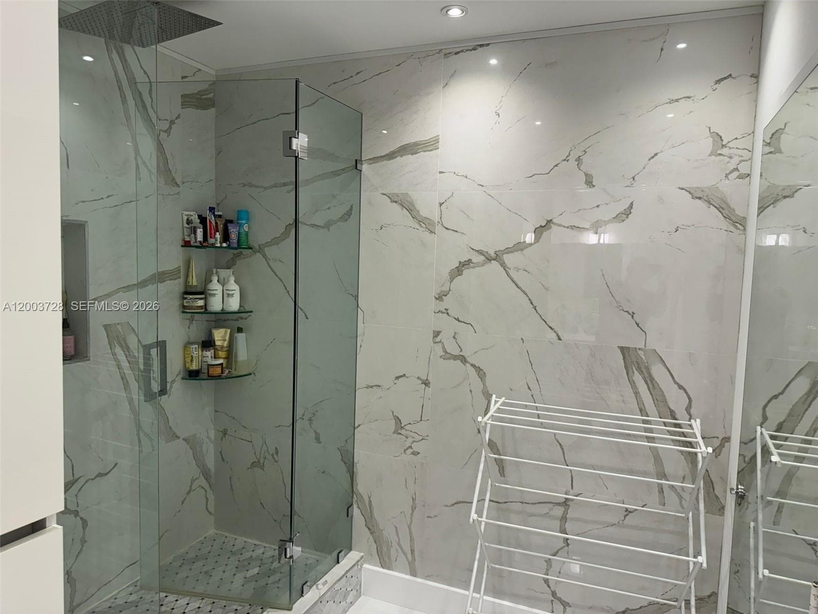 18041 BISCAYNE *MARINA & CONDO COMBO PH01 photo 11