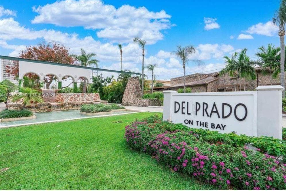 18041 BISCAYNE *MARINA & CONDO COMBO PH01 photo 19