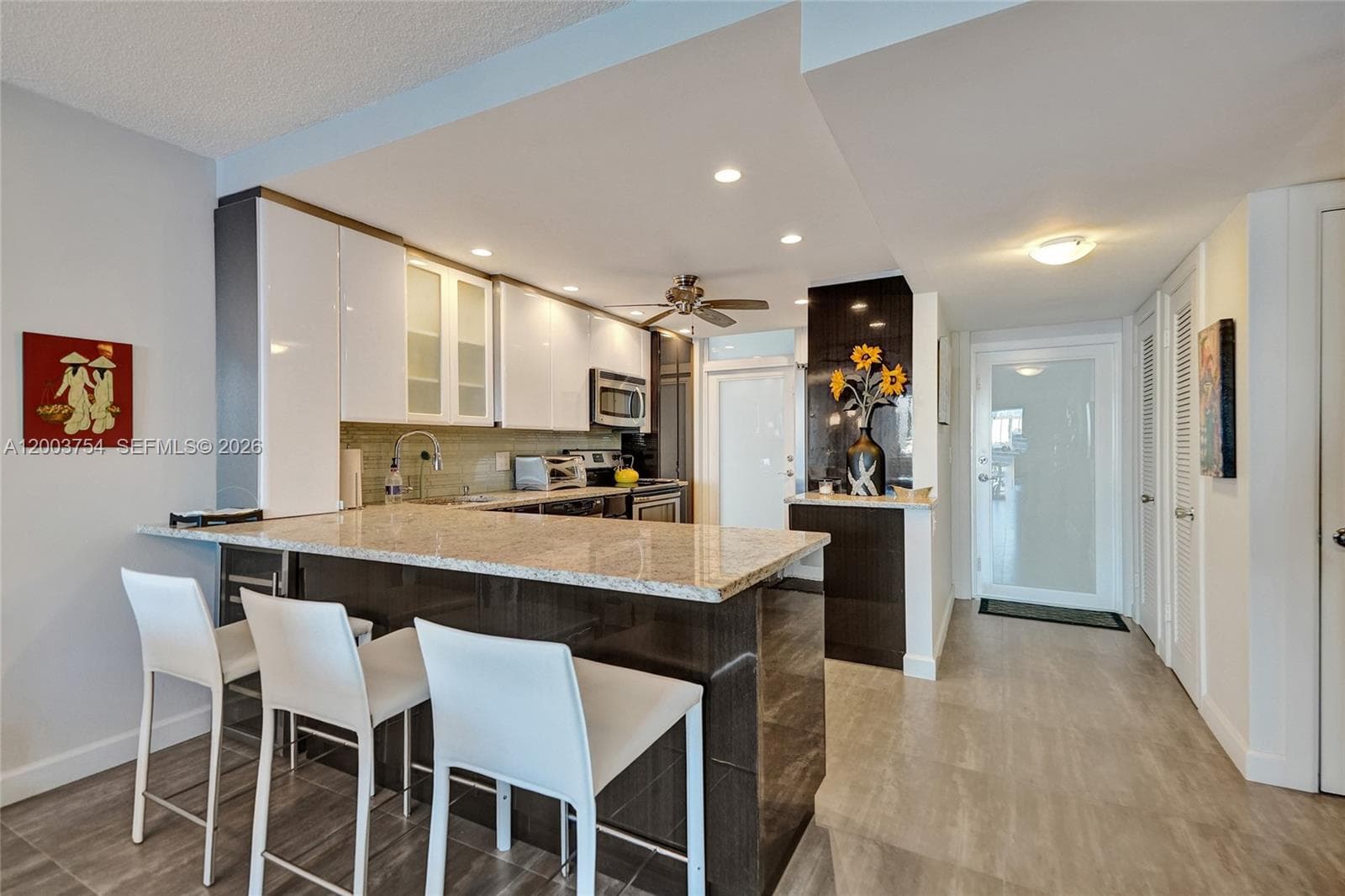 410 Golden Isles Dr 408 photo 2