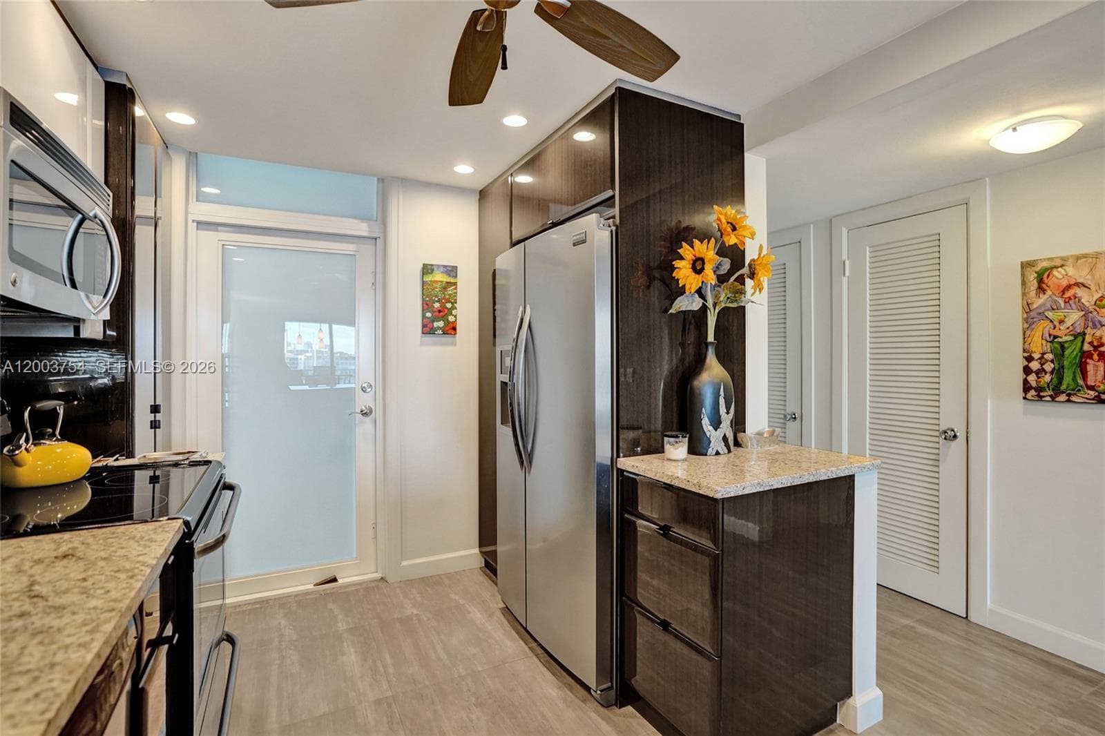 410 Golden Isles Dr 408 photo 18