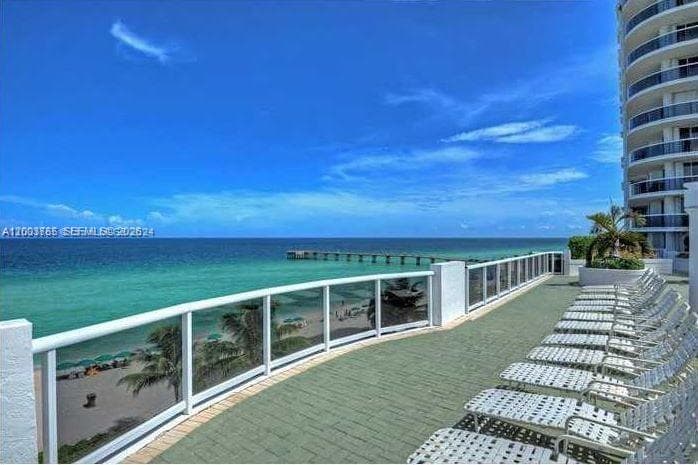 16711 Collins Ave 602 photo 2