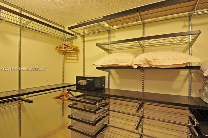 16711 Collins Ave 602 photo 17