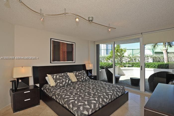 16711 Collins Ave 602 photo 8