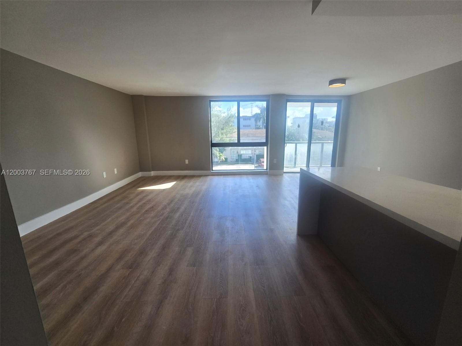 9800 Bay Harbor Dr 305 photo 2