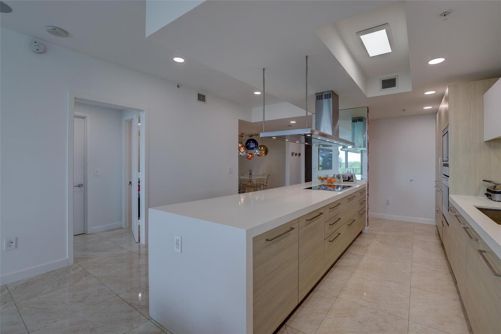 17301 Biscayne Boulevard 406 photo 5