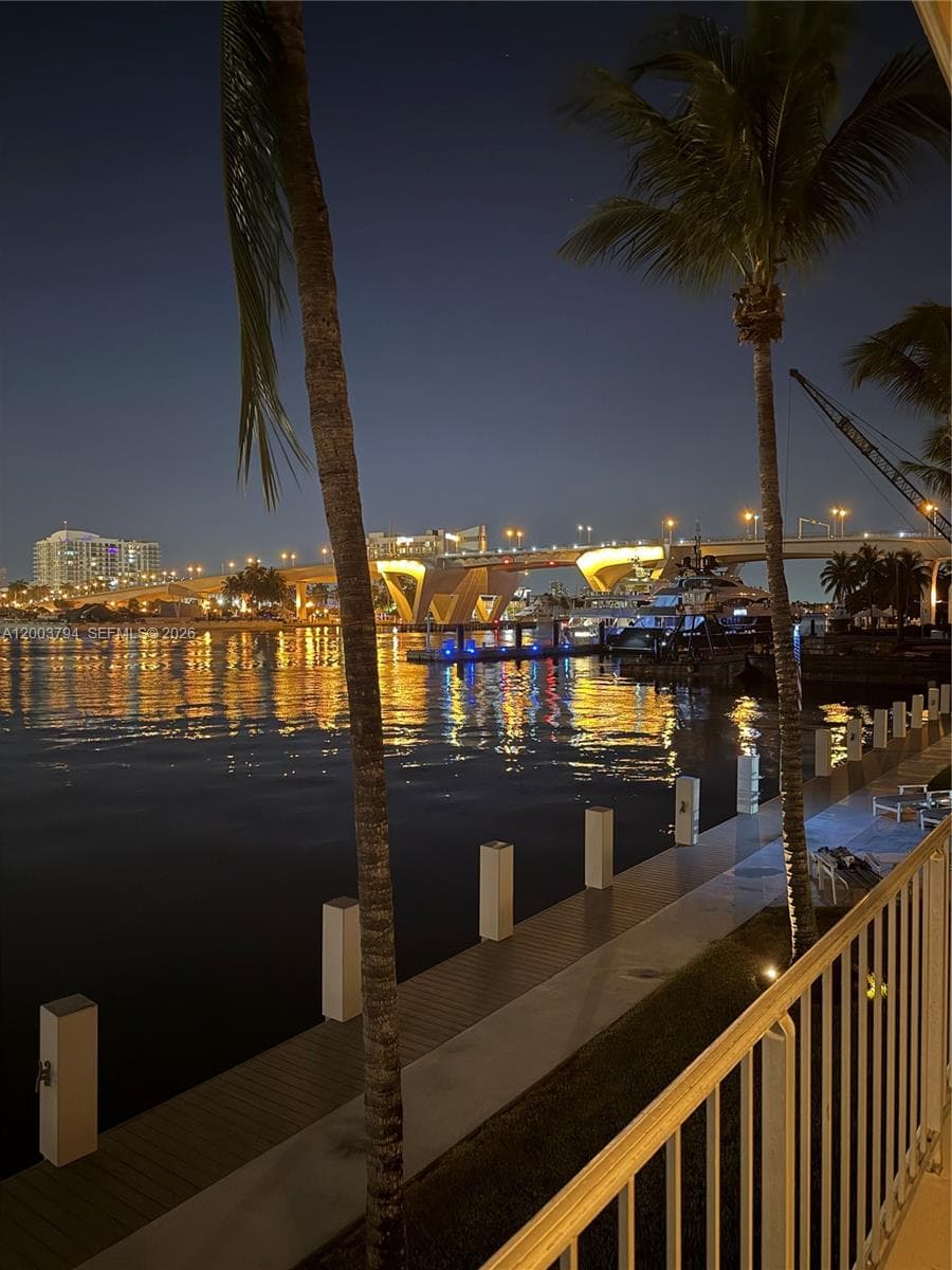 1775 Harbourview Dr 11 photo 5