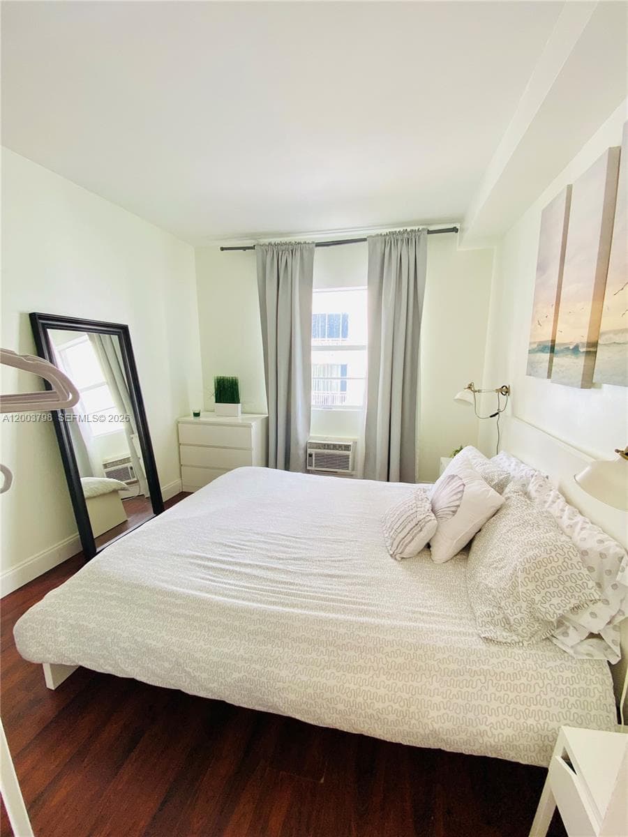 335 Ocean Dr 228 photo 7