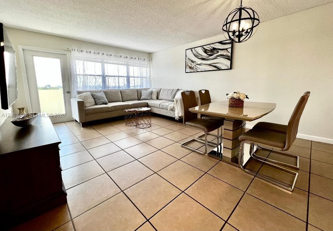 401 Golden Isles Dr 1011 photo 6