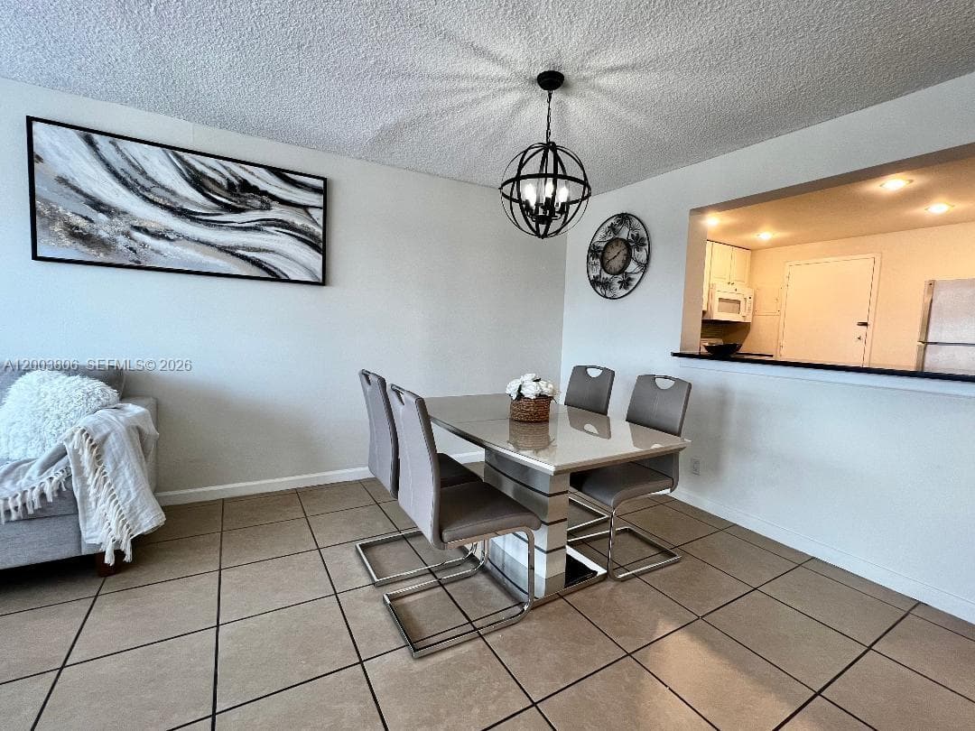 401 Golden Isles Dr 1011 photo 11