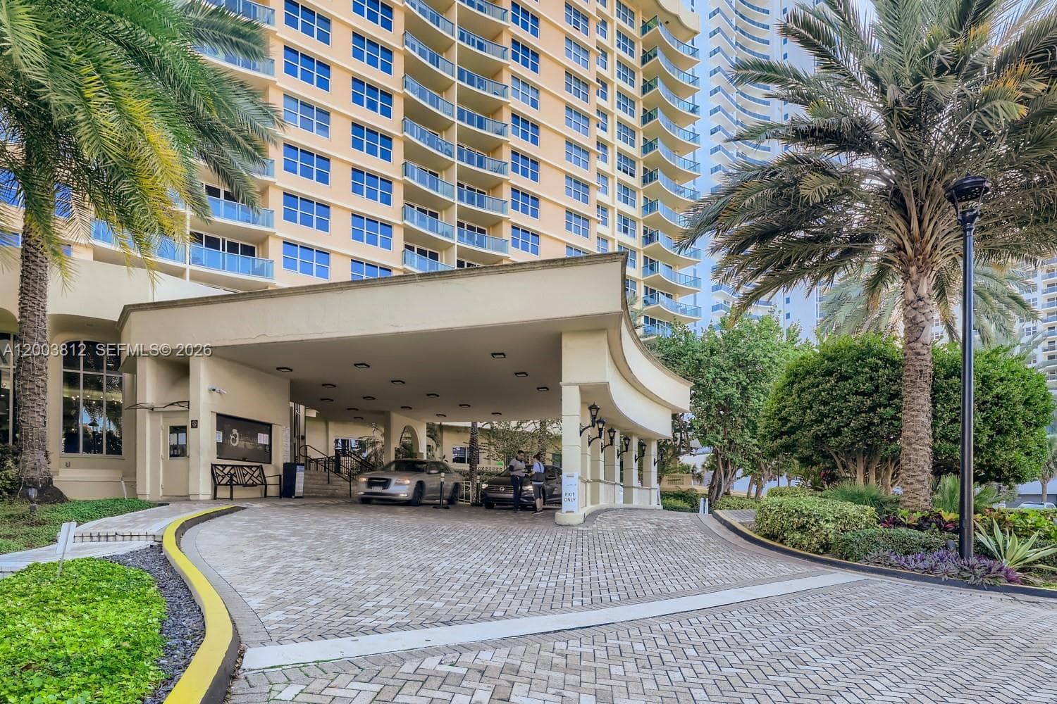 2501 Ocean Dr 833 photo 13