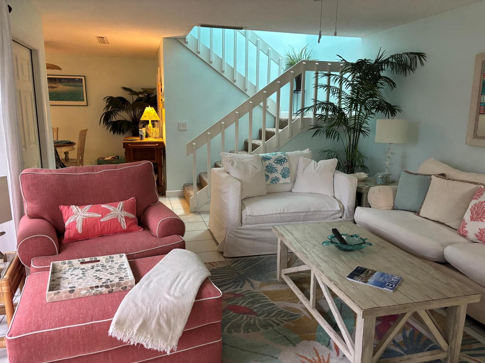 825 Center Street 21b photo 4