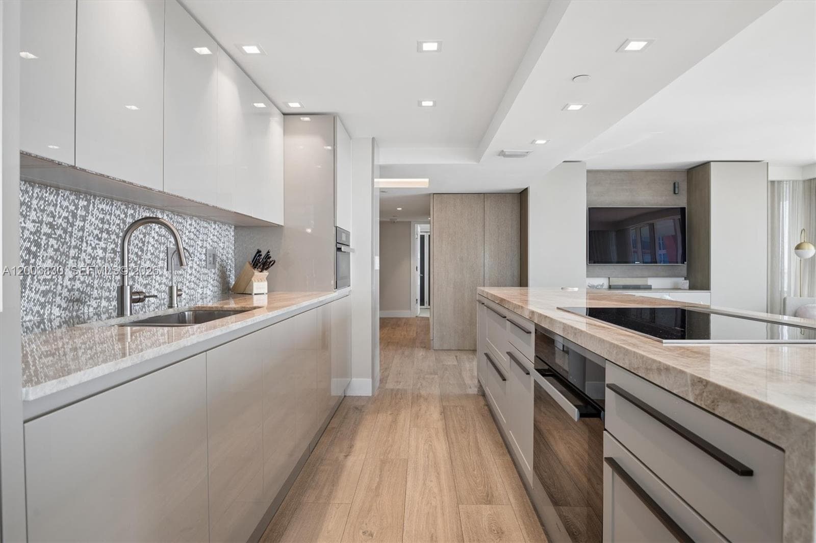 400 Pointe Dr 2309 photo 5