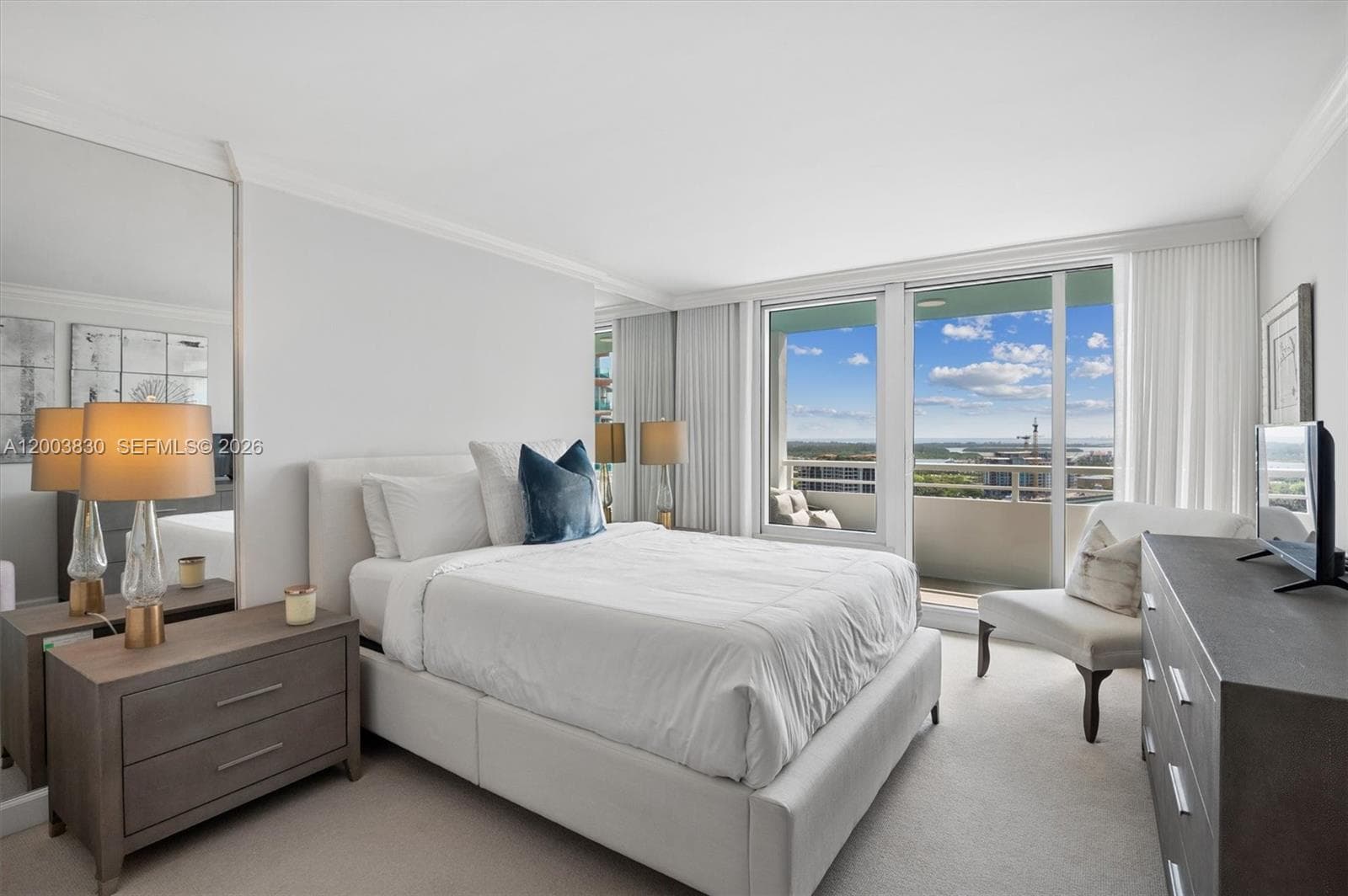 400 Pointe Dr 2309 photo 10