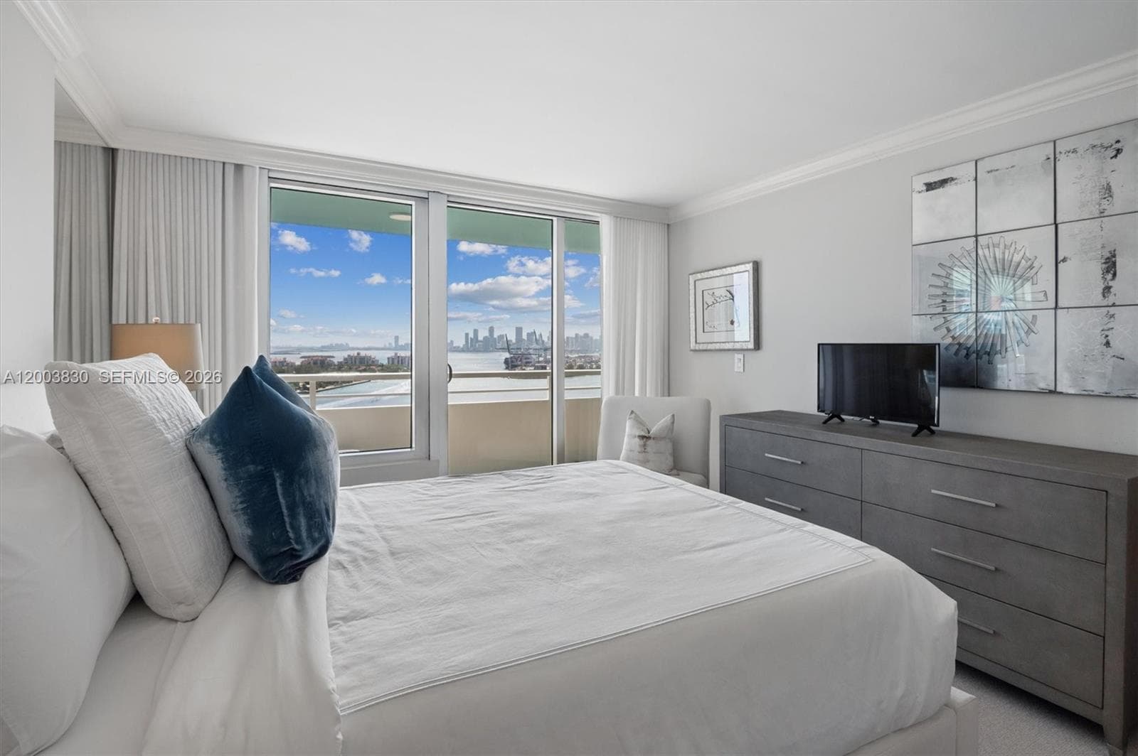 400 Pointe Dr 2309 photo 11