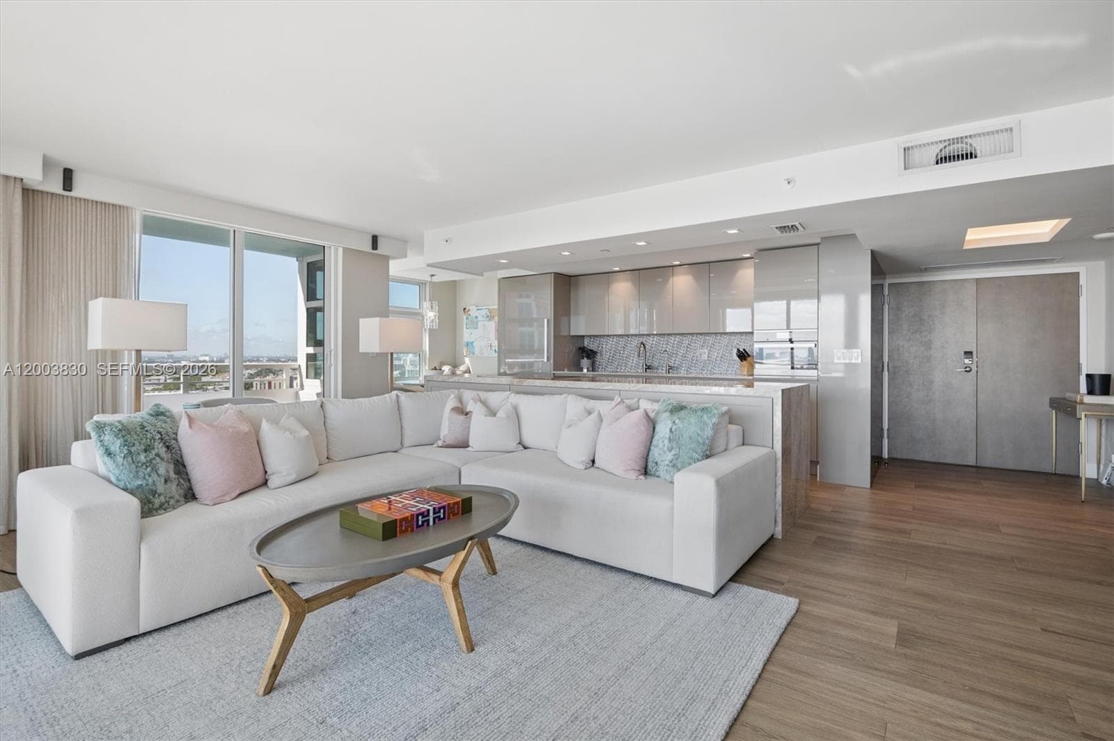 400 Pointe Dr 2309 photo 4