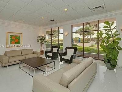 5700 Collins Ave 8A photo 10