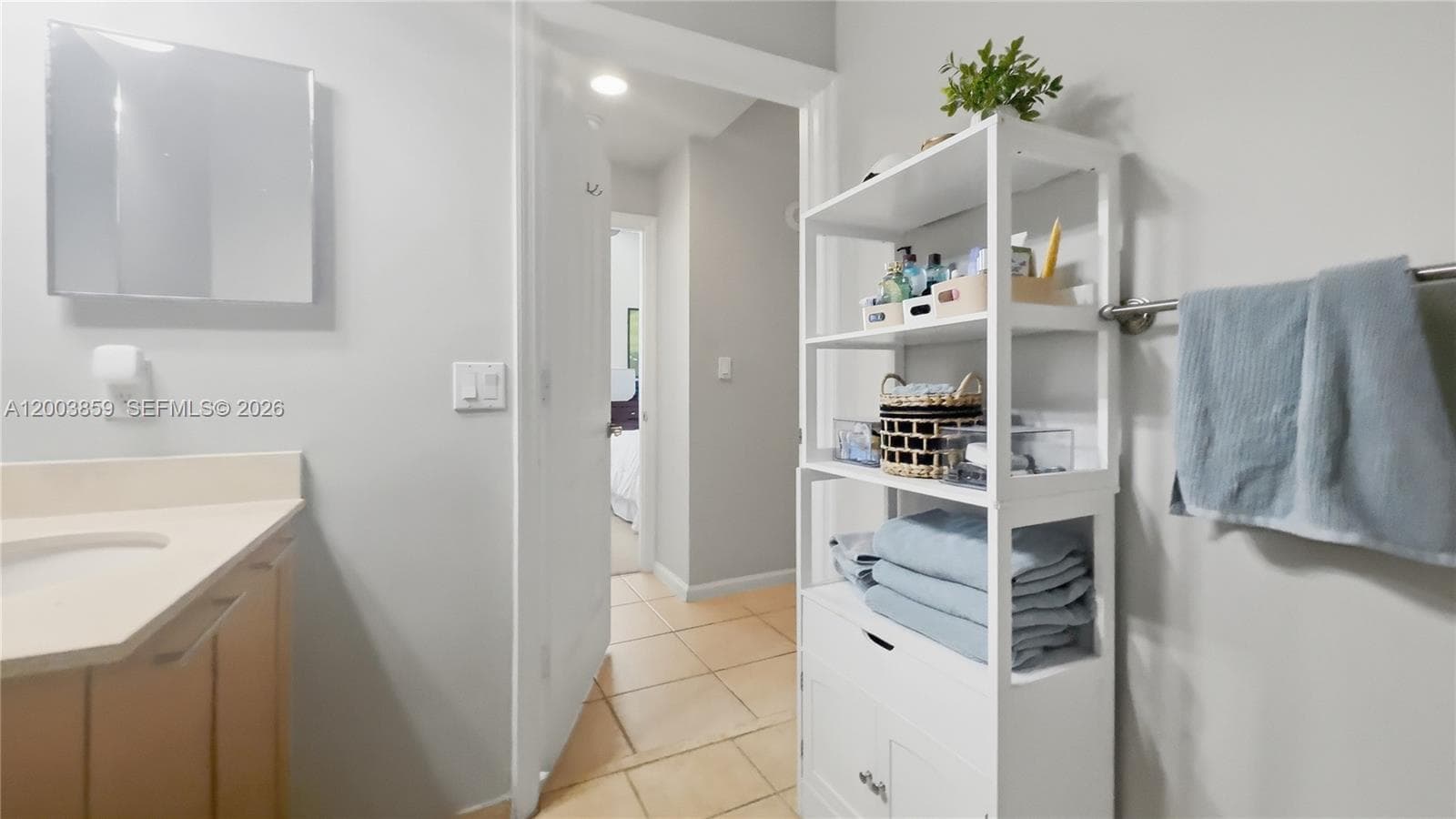 511 5th Ave 611 photo 23