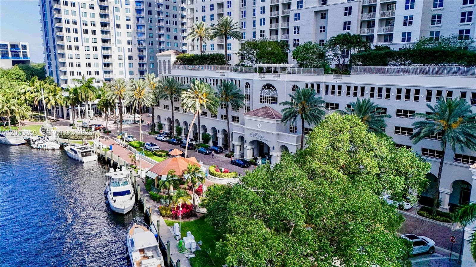 511 5th Ave 611 photo 2