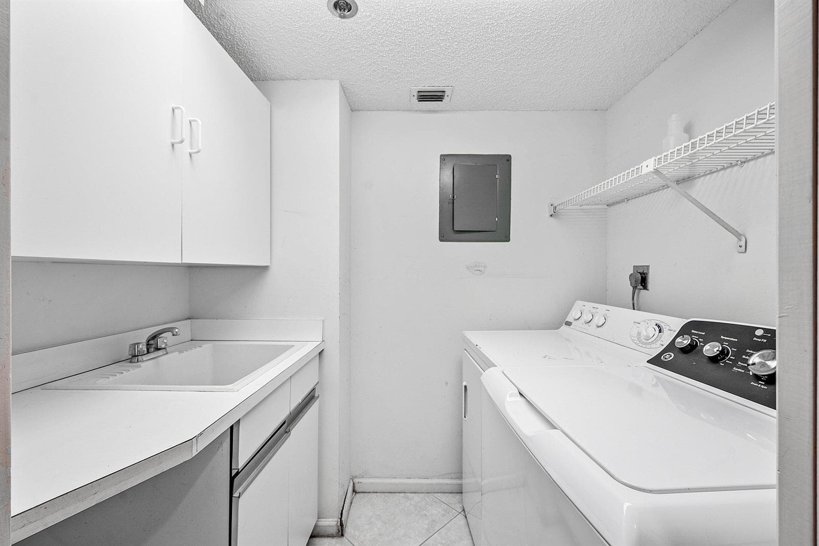 1401 S Ocean Boulevard 1050 photo 24
