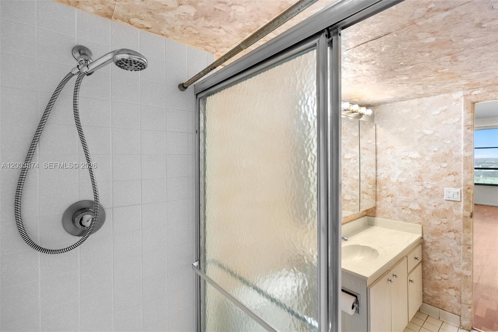 600 Three Islands Blvd 1707 photo 20