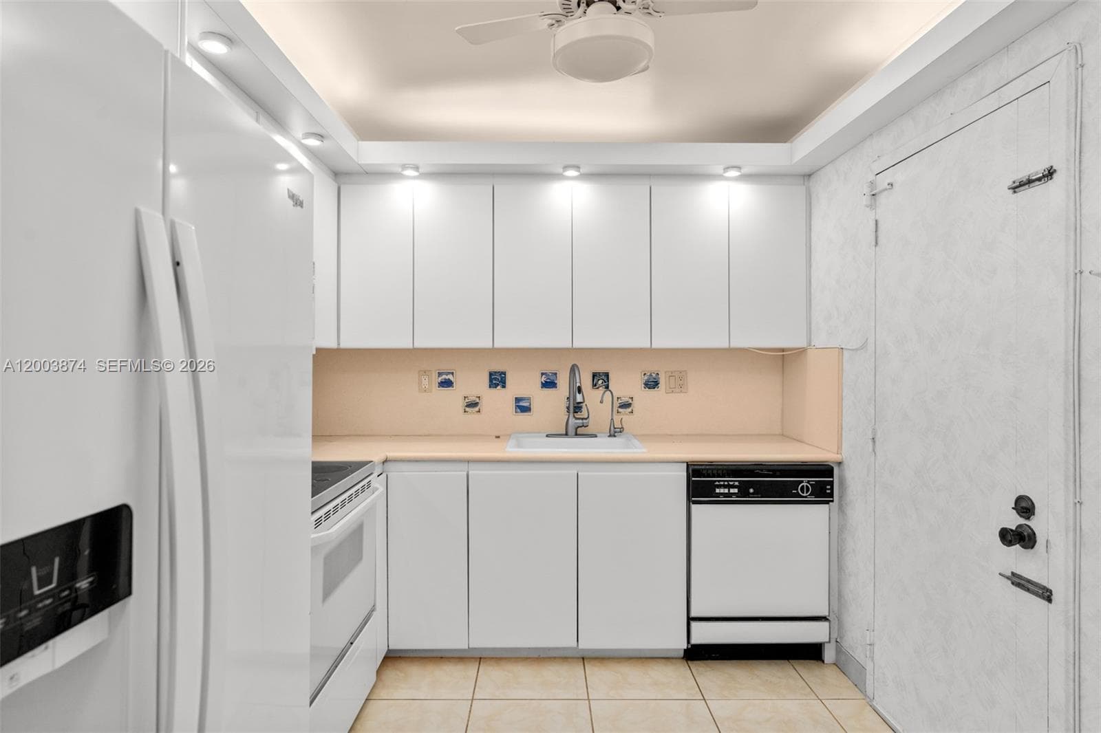 600 Three Islands Blvd 1707 photo 10