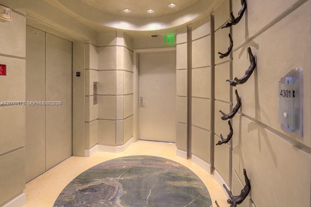 17001 Collins Ave +CABANA 4301 photo 6