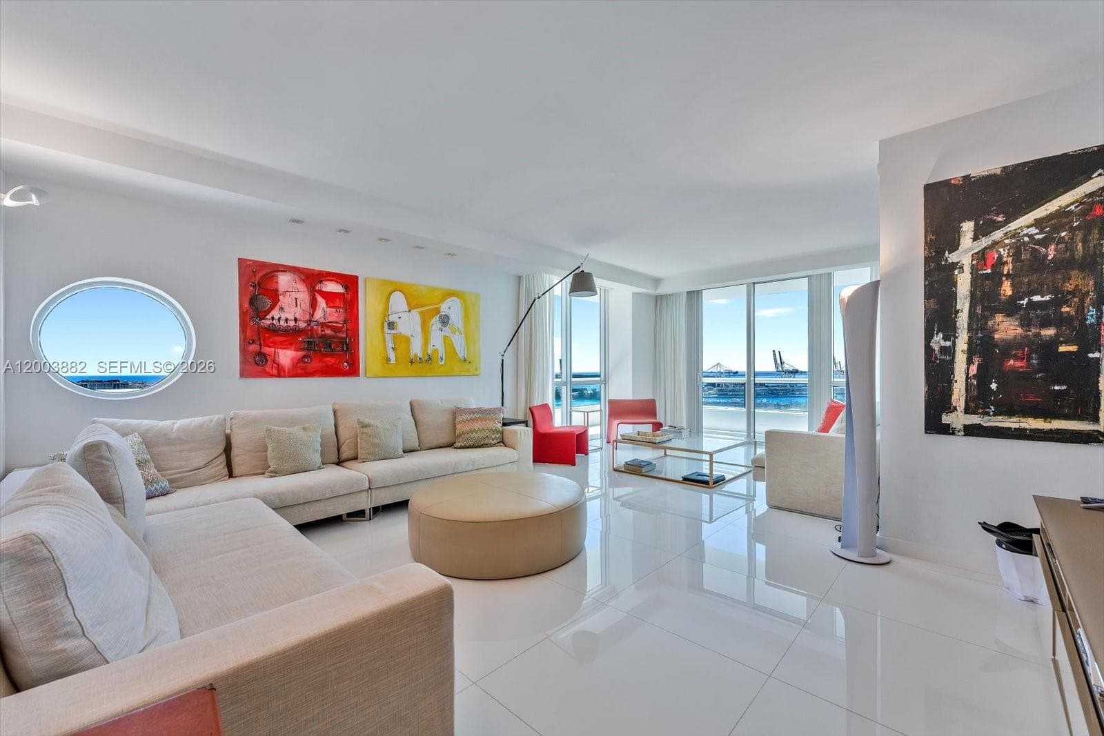 520 West Ave 2101 photo 6