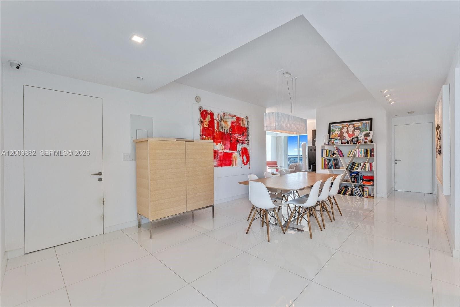 520 West Ave 2101 photo 9