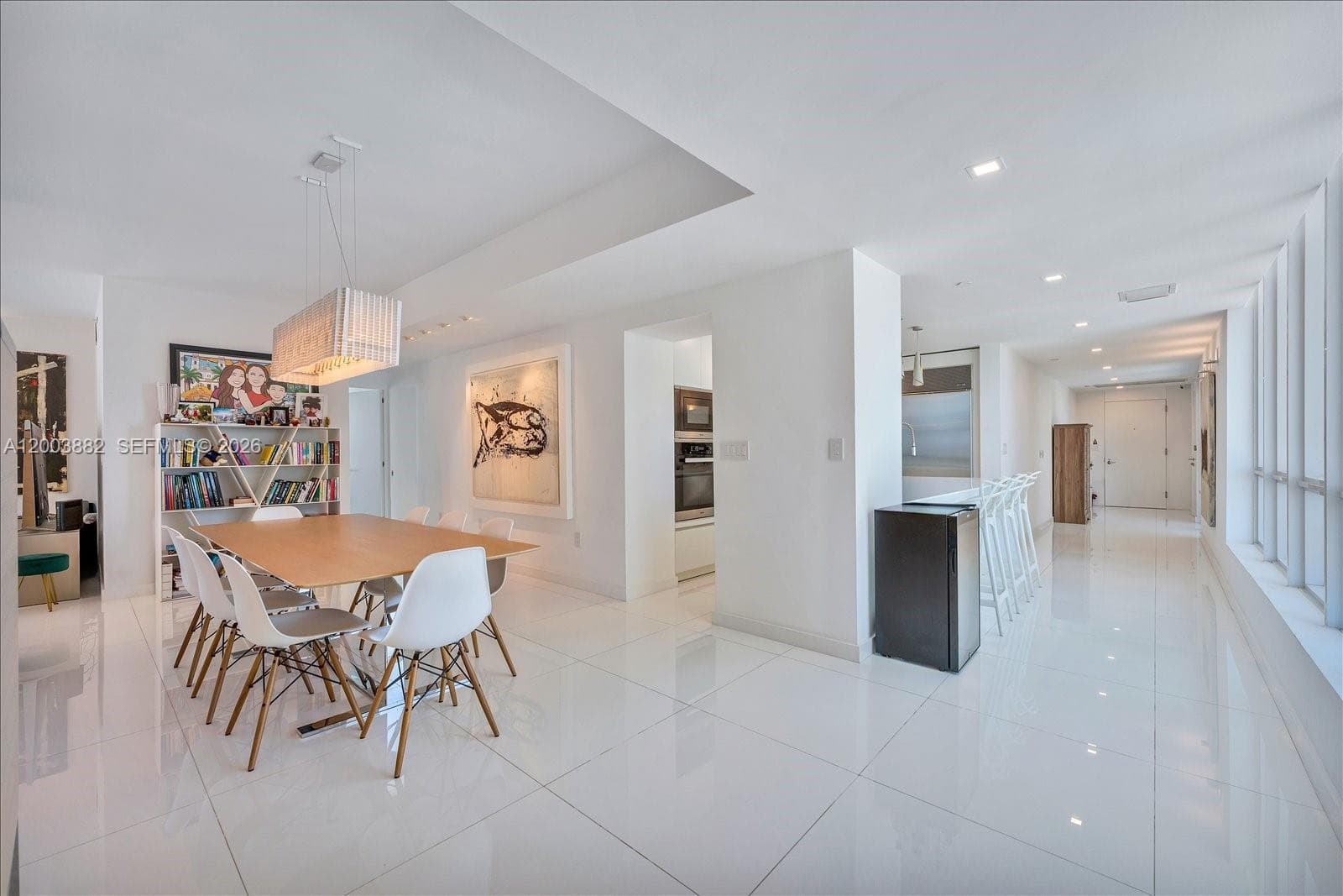 520 West Ave 2101 photo 8