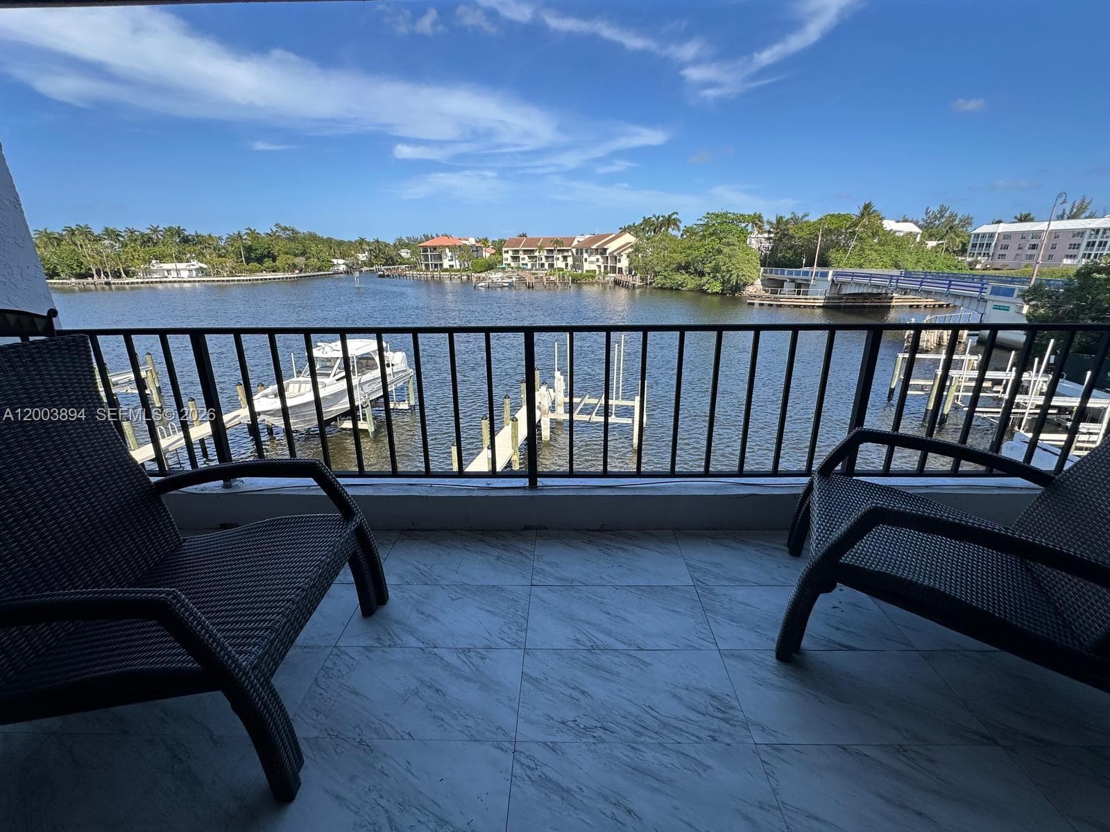 801 Palm Trl 10 photo 13