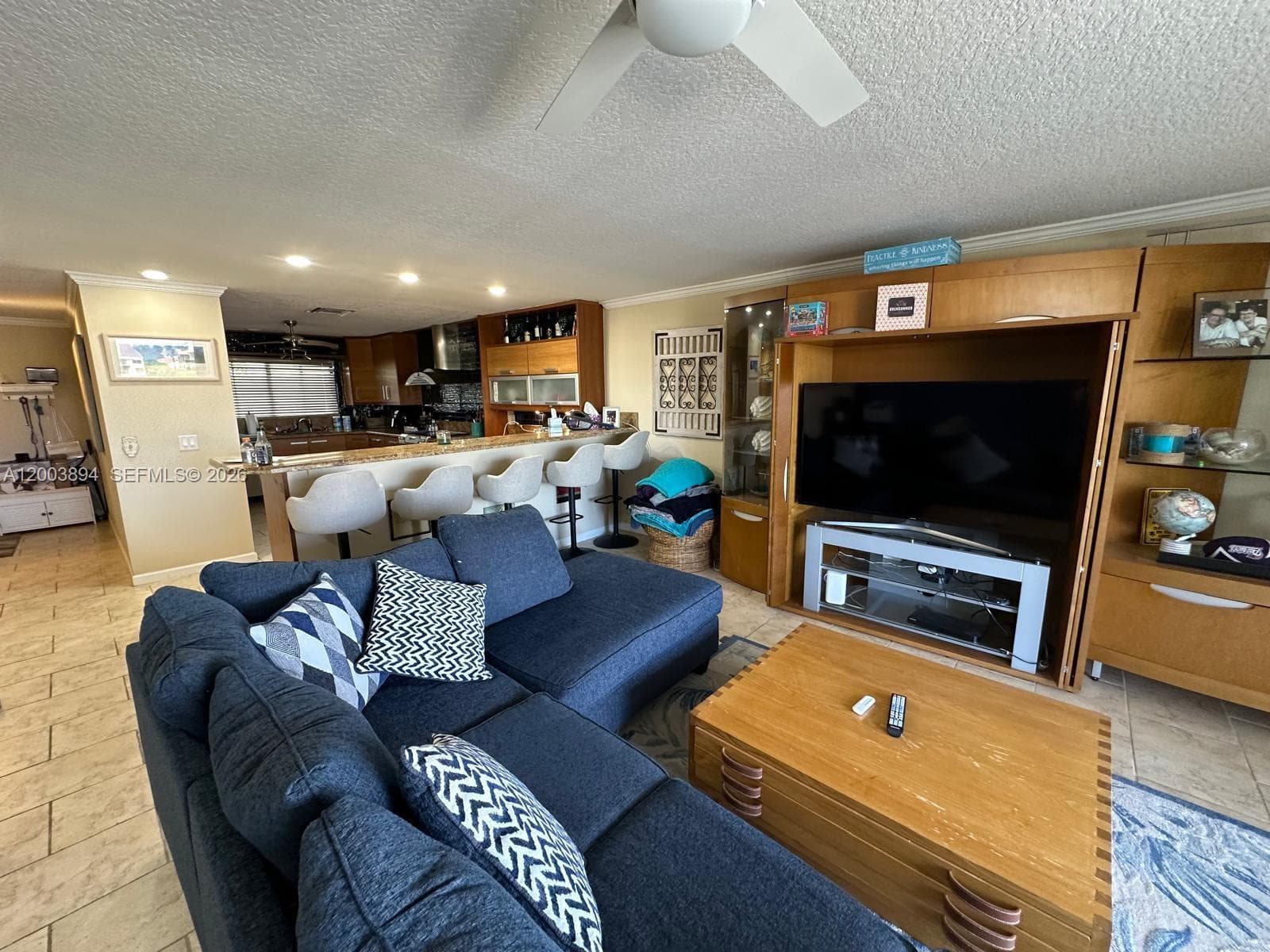 801 Palm Trl 10 photo 8