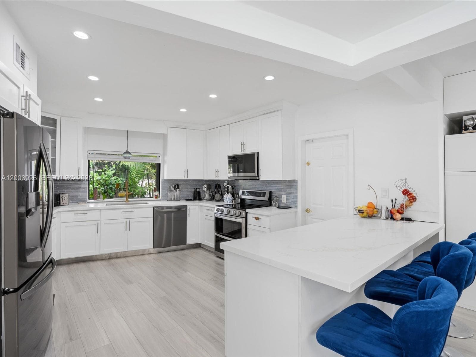 5000 Riviera Dr photo 24