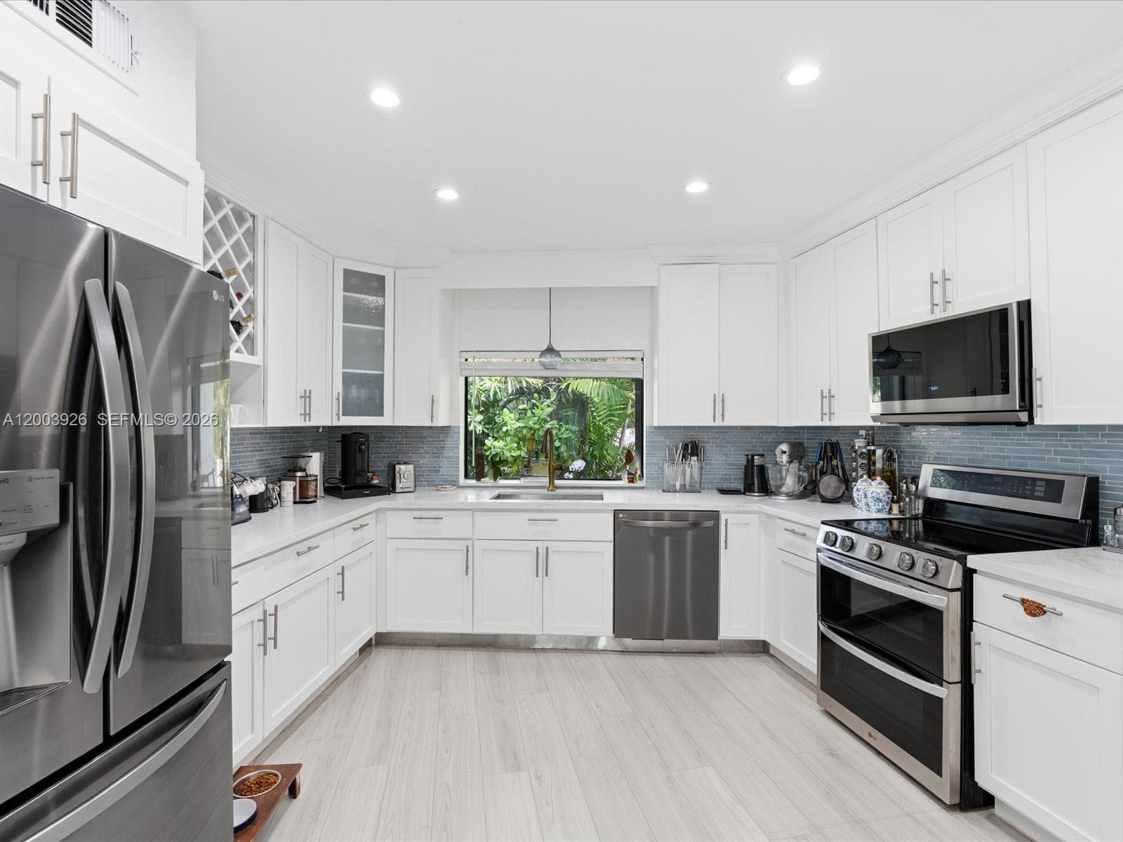 5000 Riviera Dr photo 18