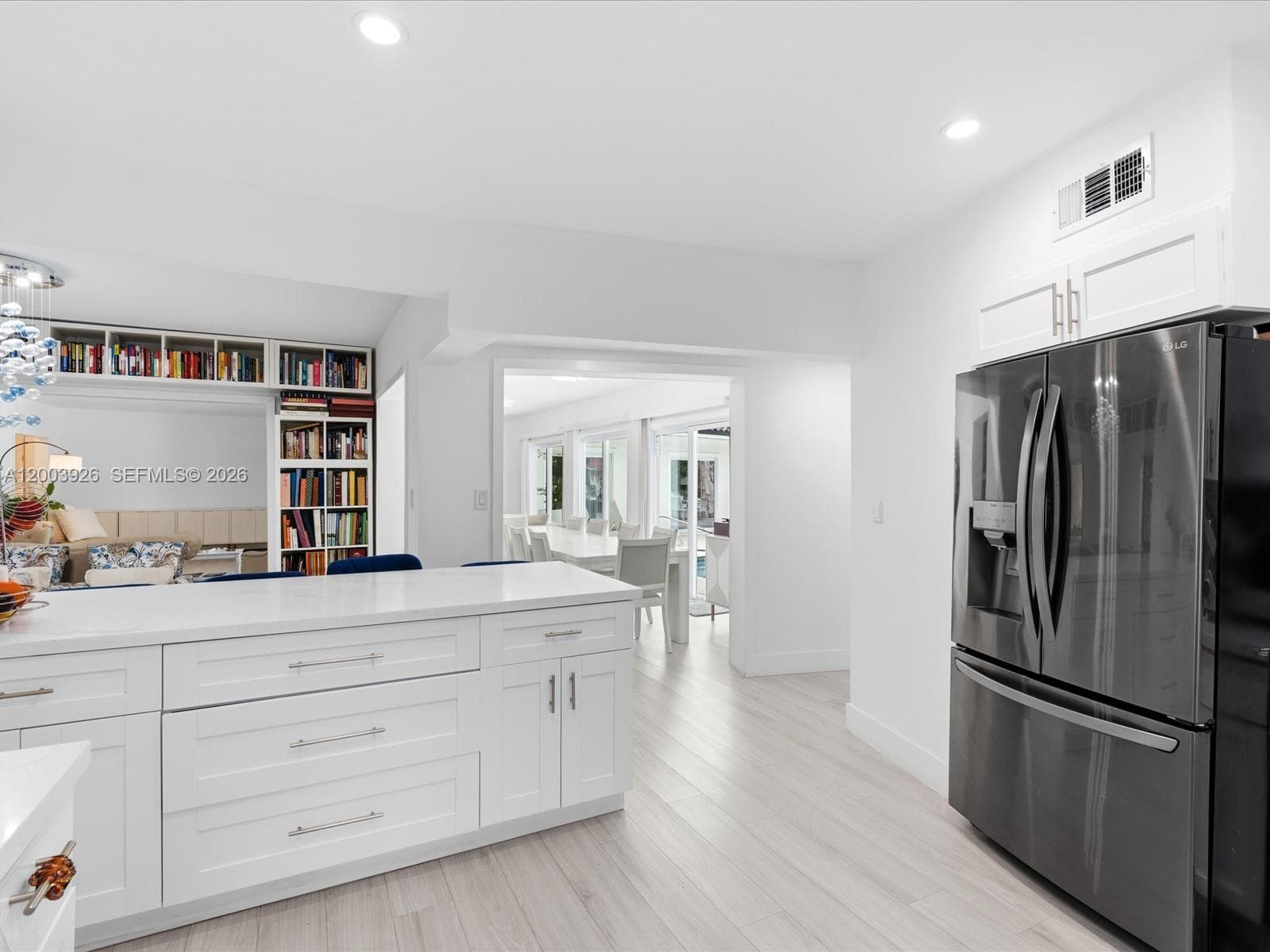 5000 Riviera Dr photo 19