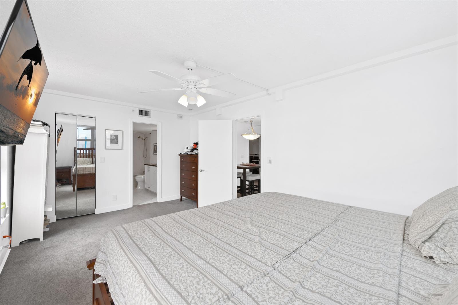 1505 N Riverside Drive 808 photo 13