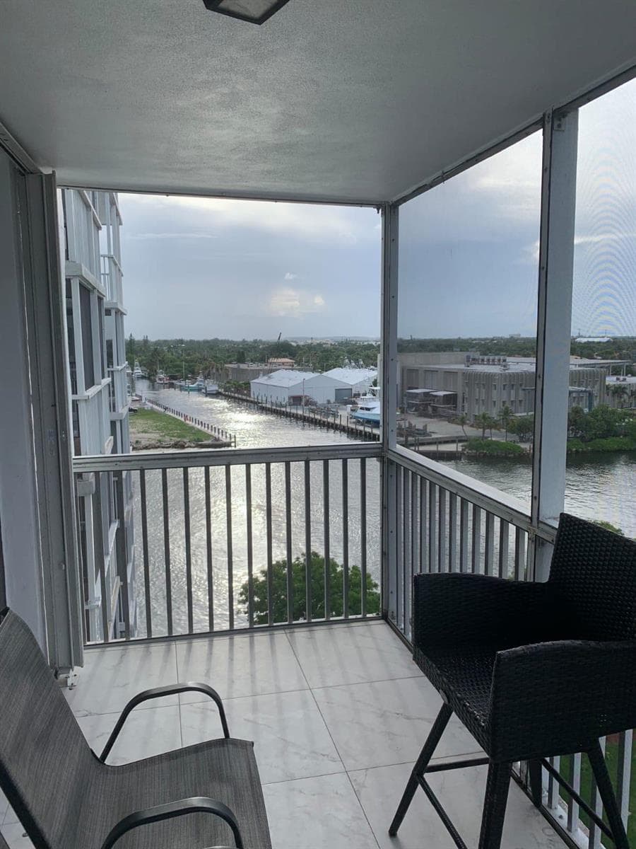 1505 N Riverside Drive 808 photo 17