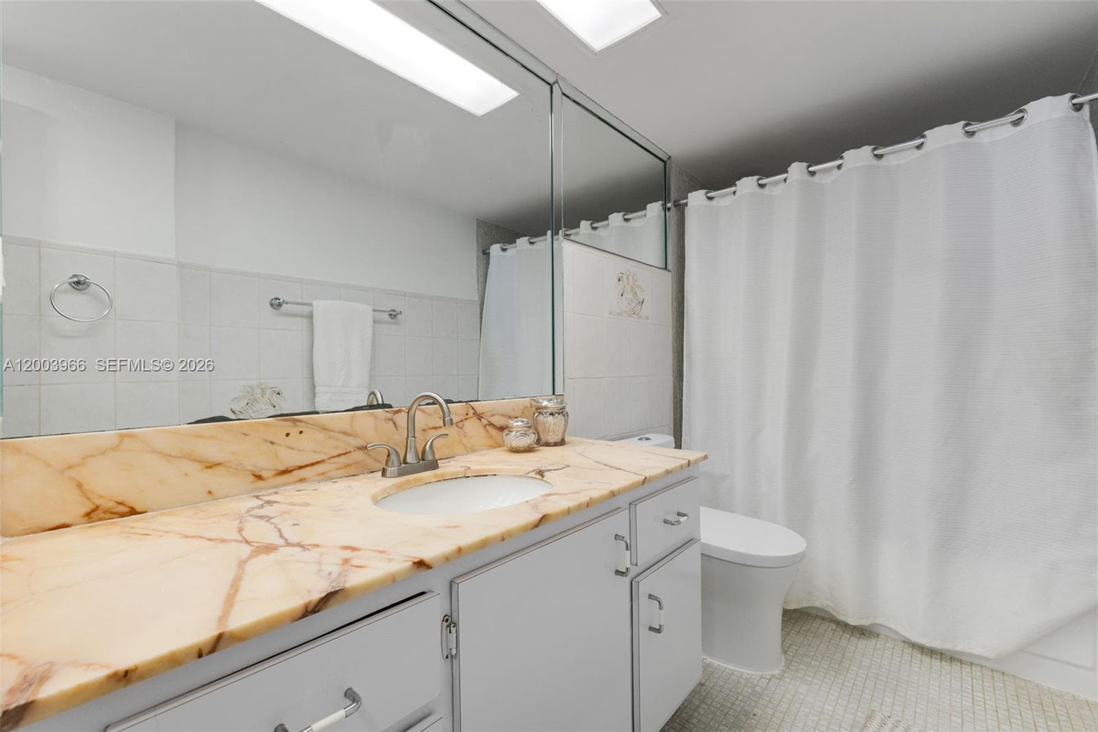 5401 Collins Ave 611 photo 23