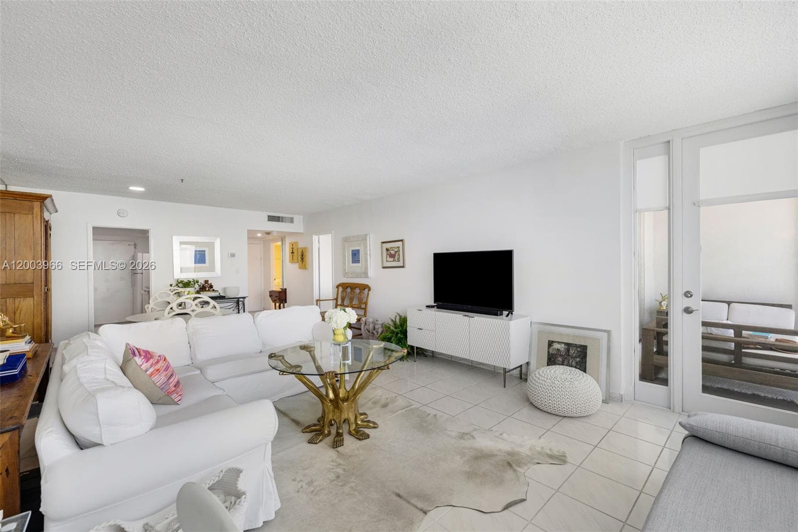 5401 Collins Ave 611 photo 3