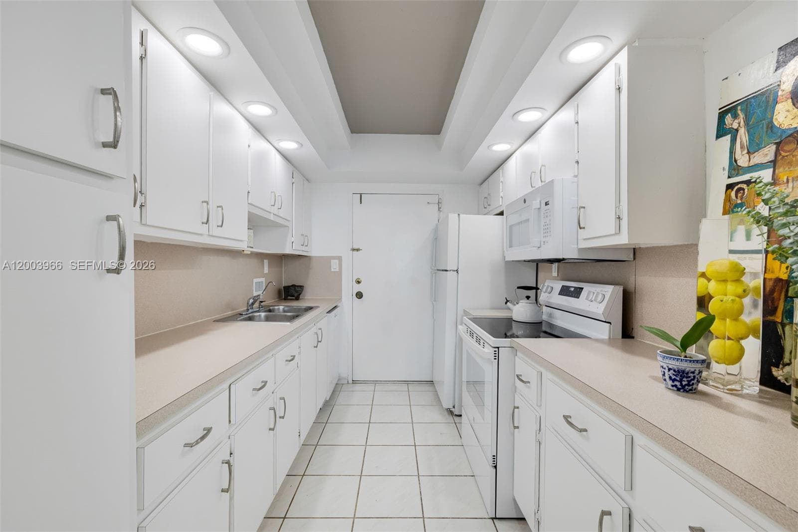 5401 Collins Ave 611 photo 15