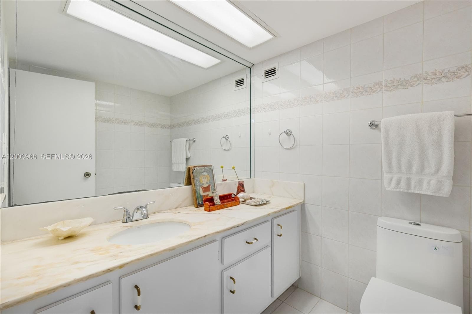 5401 Collins Ave 611 photo 25