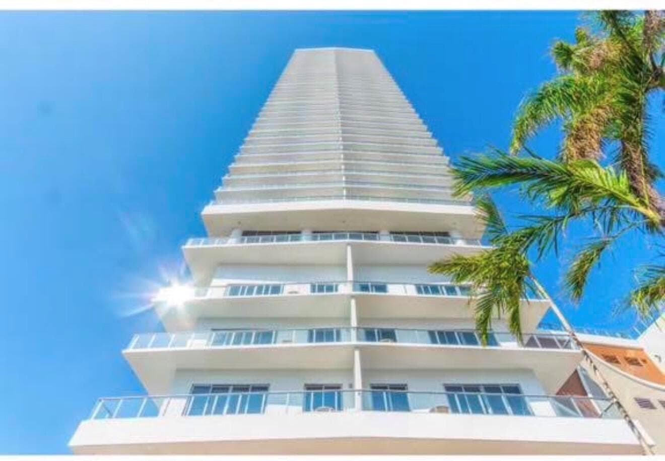 4010 S Ocean Drive R1909 photo 6