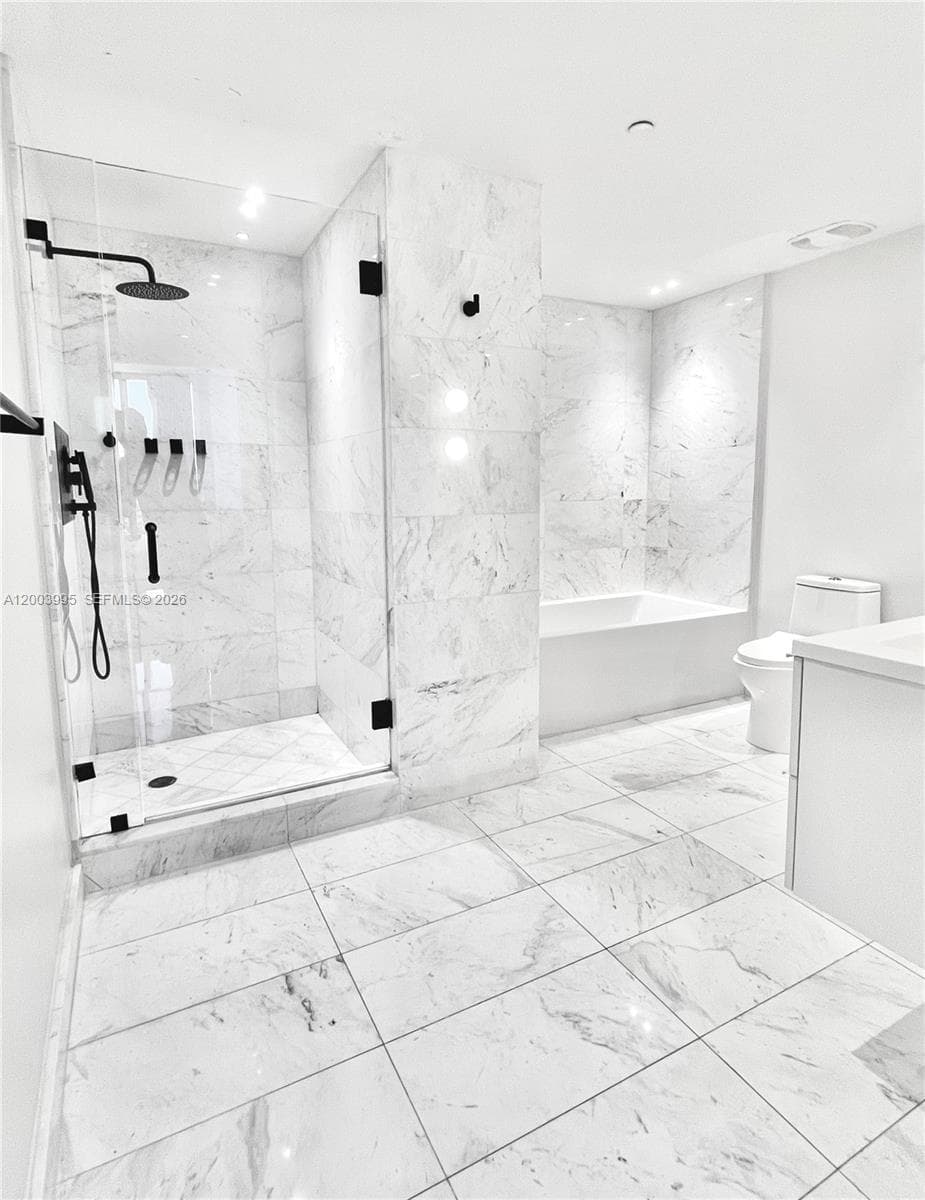 9940 Bay Harbor Dr 5A-N photo 13