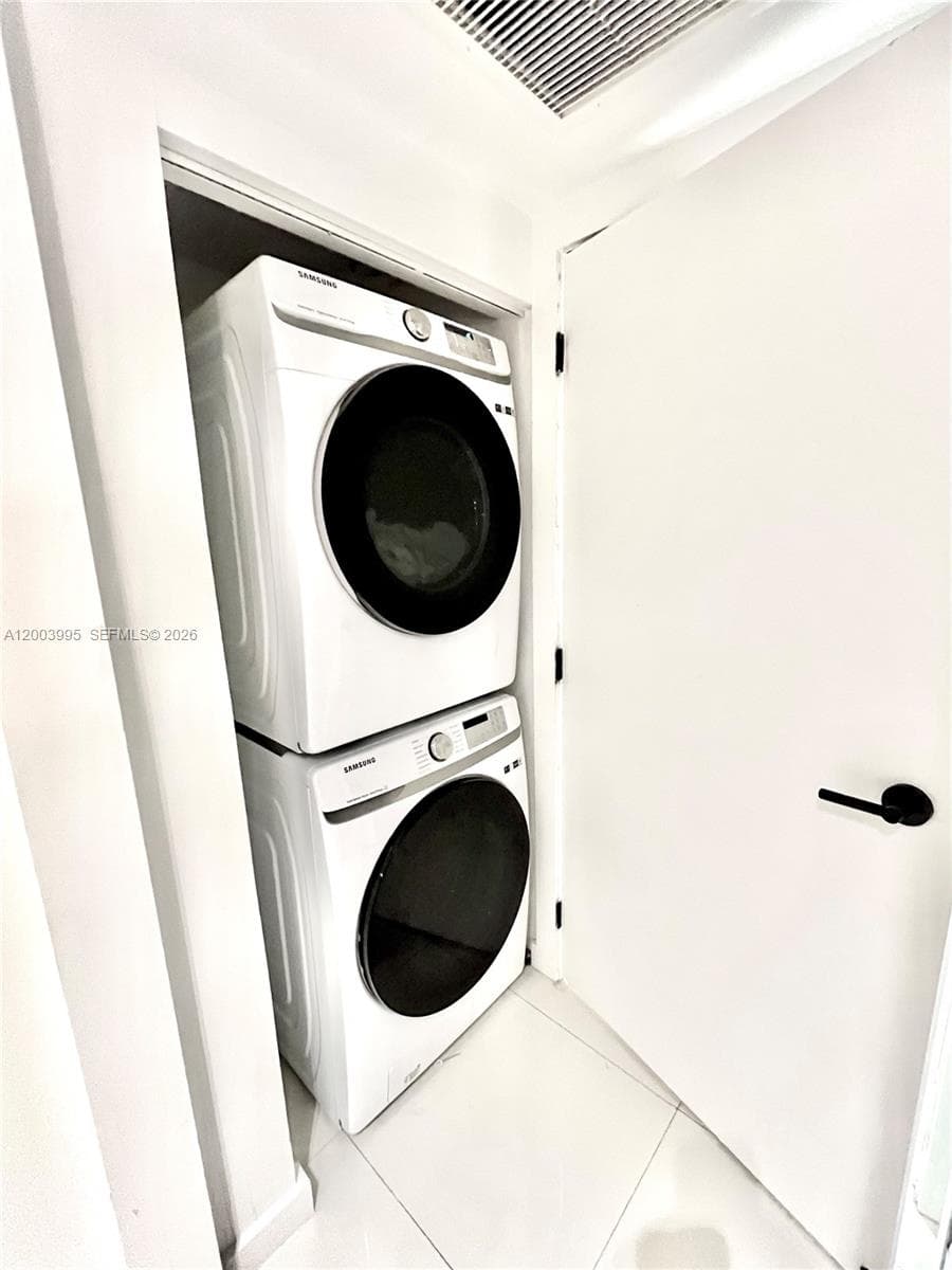 9940 Bay Harbor Dr 5A-N photo 22