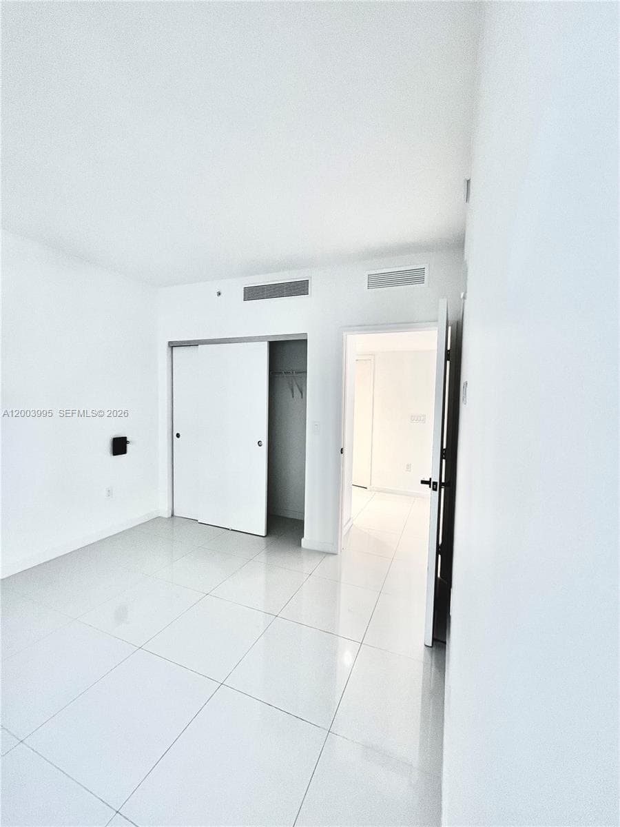 9940 Bay Harbor Dr 5A-N photo 18