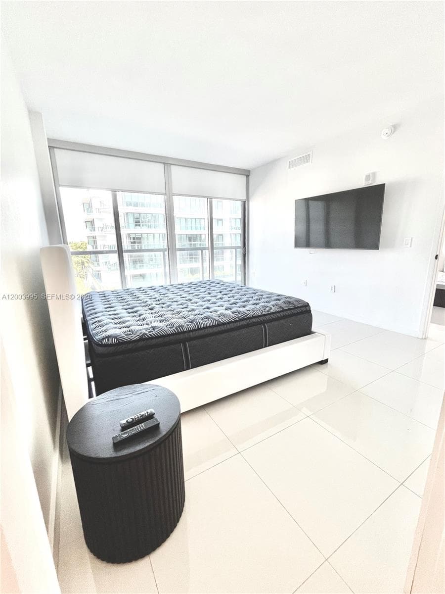 9940 Bay Harbor Dr 5A-N photo 11