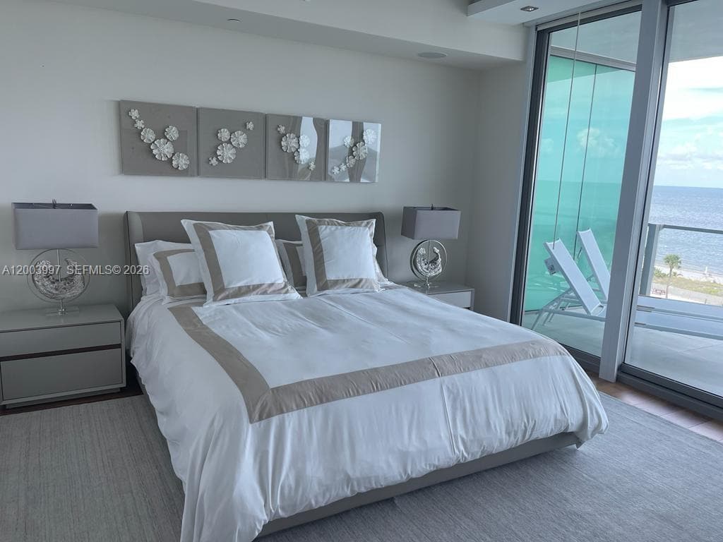 360 Ocean Dr 604S photo 9